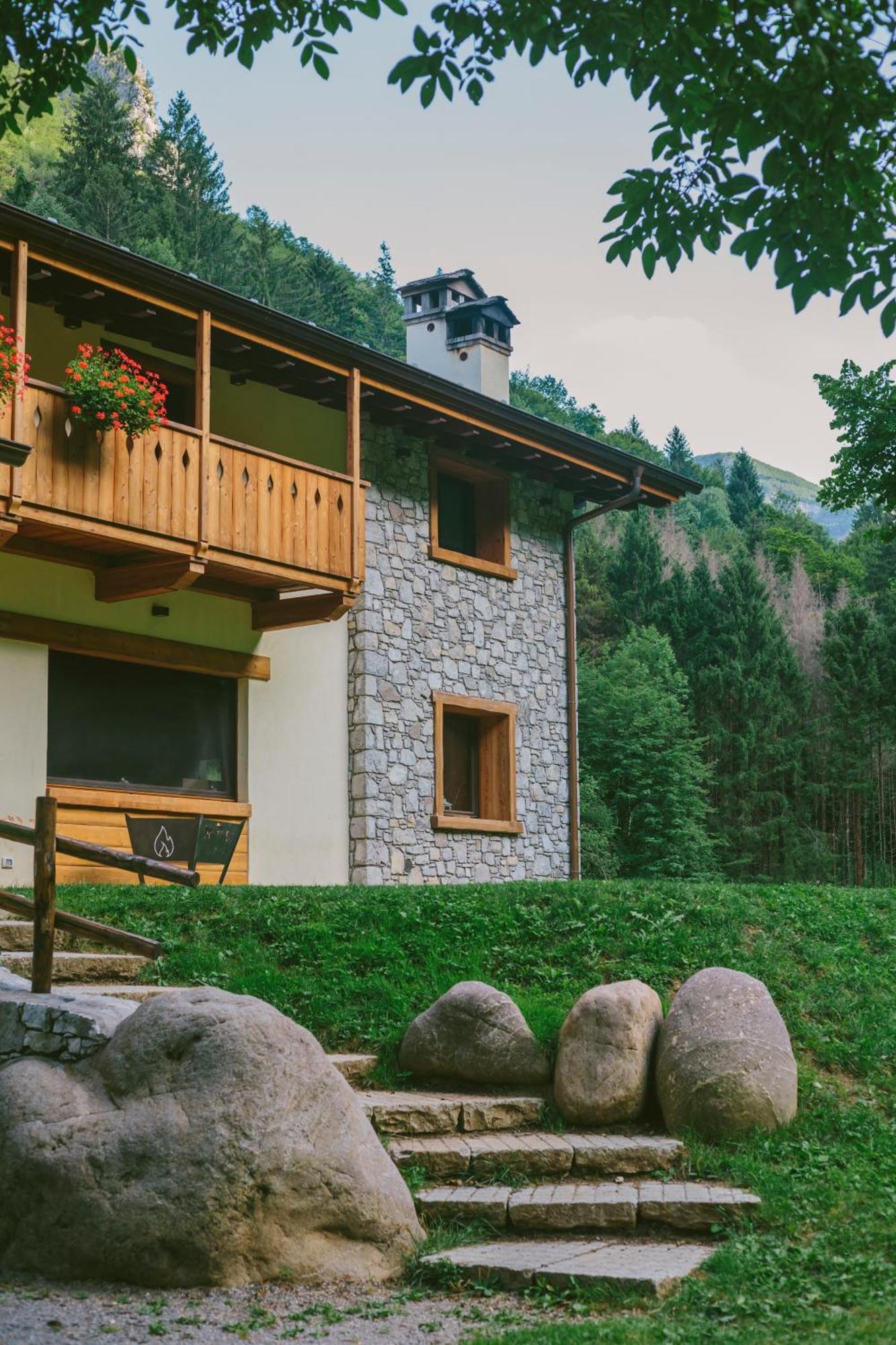 Villa Agriturismo Ferdy à Lenna Extérieur photo